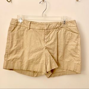 Classic khaki shorts